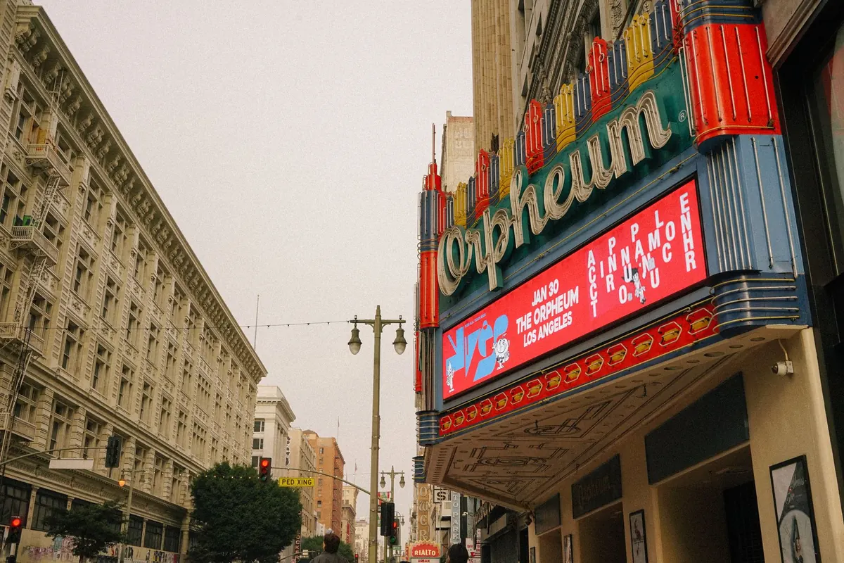 Beginner's Guide to London's West End: How to Pick a Show and Buy Tickets
